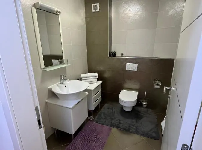 Ambasador Apartment Makarska